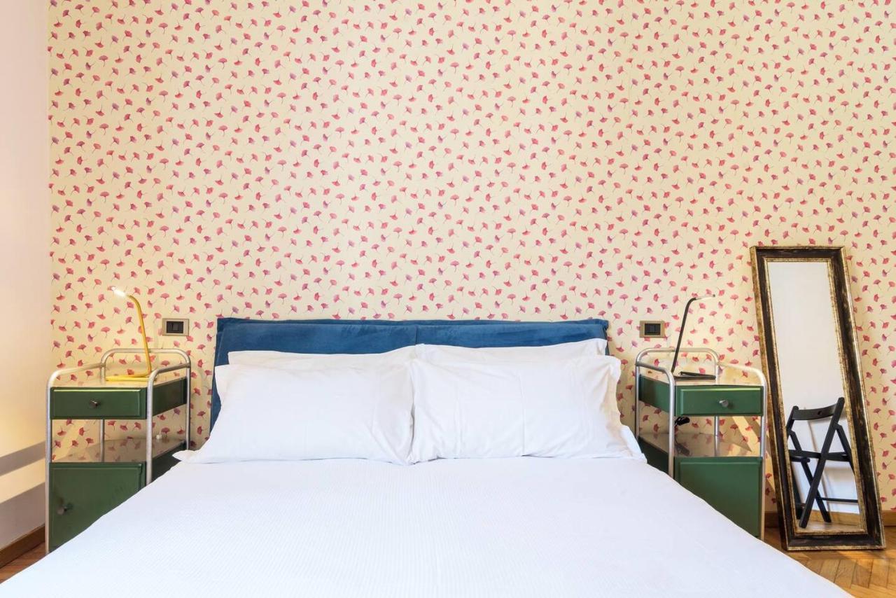 Colored And Spacious Flat Close To Navigli By Easylife ミラノ エクステリア 写真